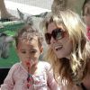 Sourire radieux et mine splendide, Ellen Pompeo est une maman comblée lorsque sa petite fille Stella Luna l'accompagne au zoo de West Hollywood !