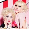 Lady Gaga et Cindy Lauper étaient les visages de la campagne Viva Glam par M.A.C en 2010.