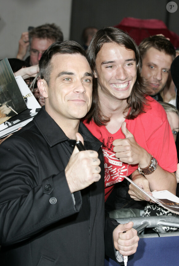 Robbie Williams à l'avant-première de Cars 2 à Munich en Allemagne le 28 juillet 2011