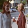 Marcia Cross et Felicity Huffman sur le tournage de la première saison de Desperate Housewives.