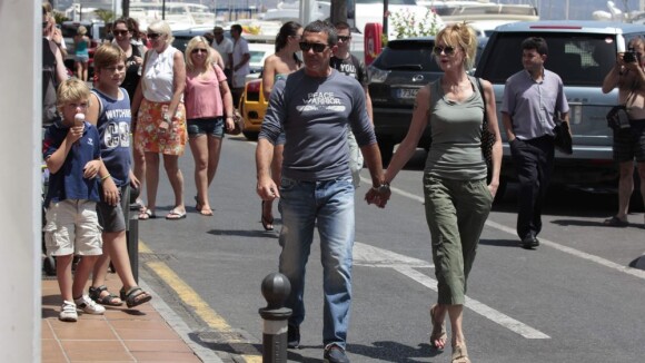 Antonio Banderas et Melanie Griffith : Vacances et shopping en amoureux