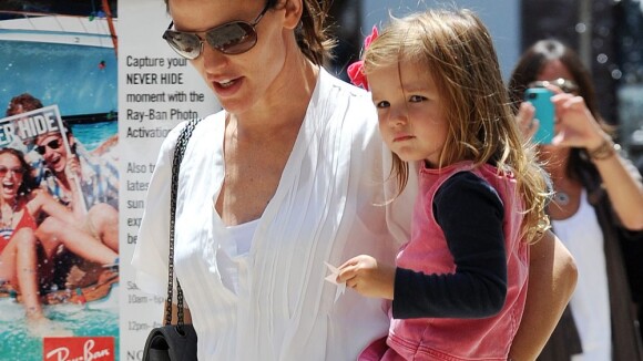 Jennifer Garner: Séance shopping avec ses princesses et toujours ce petit ventre