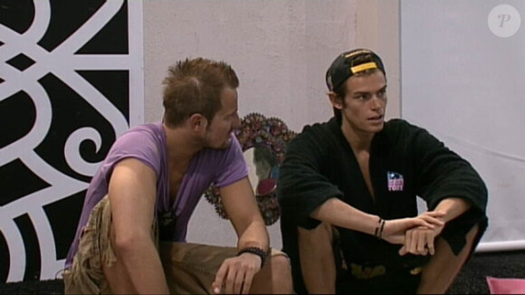 Geof et Geoffrey parlent stratégie dans Secret Story 5