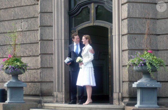Le prince Georg Friedrich de Prusse et de la princesse Sophie d'Isembourg ont été mariés civilement le 25 août 2011 à Potsdam. Leur mariage religieux aura lieu le 27 août 2011, suivi d'une réception somptueuse au château Sanssouci, probablement l'événement mondain le plus important de l'année en Allemagne, avec près de 700 convives de marque.