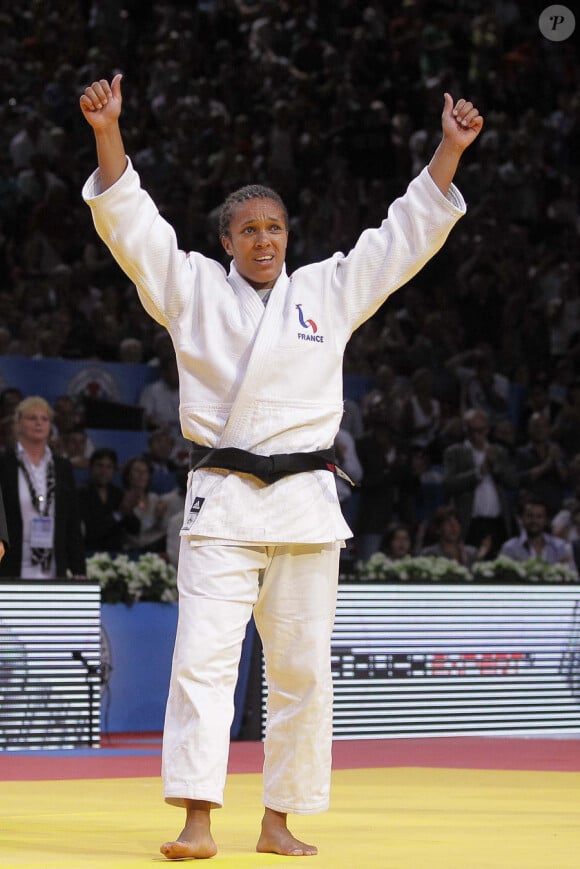 Lucie Décosse est devenue championne du monde de la catégorie des -70 kilos pour la seconde fois à Paris le 26 août 2011