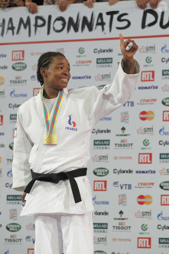 A 21 ans, Audrey Tcheuméo est devenue championne du monde de la catégorie des -76 kilos à Paris le 26 août 2011