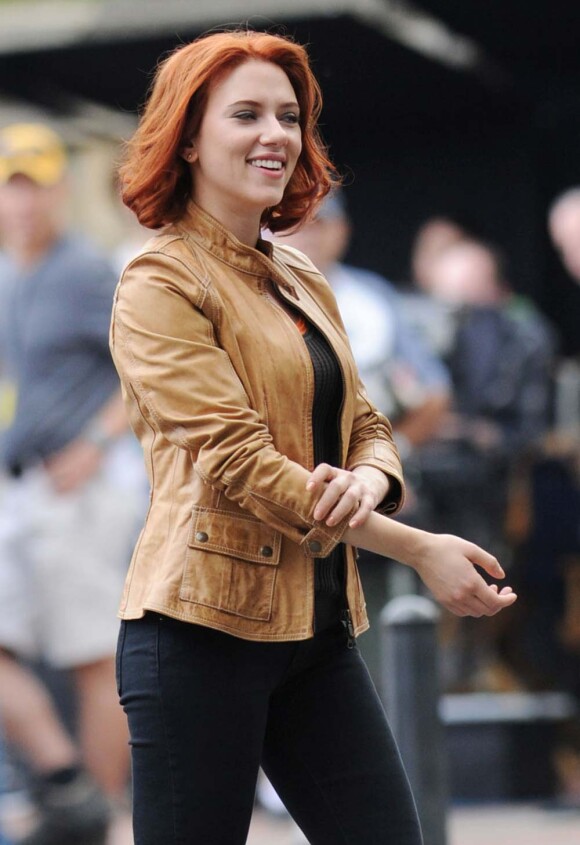 Scarlett Johansson sur le tournage de The Avengers, à New York, le 2 septembre 2011.