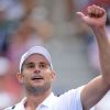 Sous les yeux de sa belle Brooklyn Decker, Andy Roddick s'est défait du Français Julien Benneteau au troisième tour de l'US Open le dimanche 4 septembre 2011