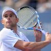 Sous les yeux de sa belle Brooklyn Decker, Andy Roddick s'est défait du Français Julien Benneteau au troisième tour de l'US Open le dimanche 4 septembre 2011