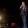 Eddy Mitchell fait ses adieux à la scène à l'Olympia. Images BFMTV du concert du 3 septembre 2011.