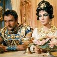 Richard Burton et Liz Taylor dans Cléopâtre