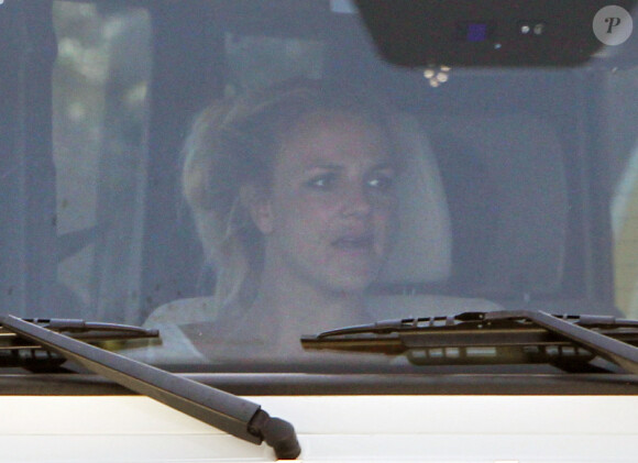 Britney Spears revient de l'école de ses fils Sean Preston et Jayden James, après leur rentrée scolaire, vendredi 9 septembre 2011 à Los Angeles.