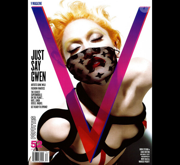 Habillée par Louis Vuitton, Gwen Stefani pose en Une du magazine V pour son numéro de mars 2008.