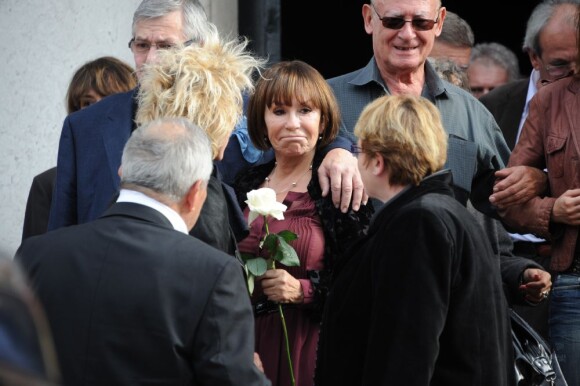 Danièle Evenou à l'enterrement de son mari Georges Fillioud au cimetière du Père Lachaise, à Paris le 21 septembre 2011