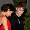 Justin Bieber et Selena Gomez, soirée Oscar du magazine Vanity Fair, à Los Angeles, le 27 février 2011.