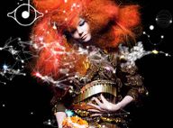 Björk anime la pochette de son album pour le clip Moon