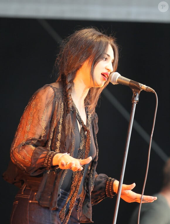Camélia Jordana au Festival Musik'Elles à Meaux, le 24 septembre 2011