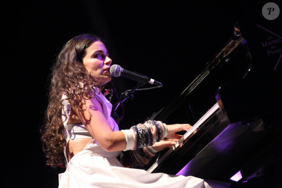 Yael Naim au Festival Musik'Elles à Meaux, le 24 septembre 2011