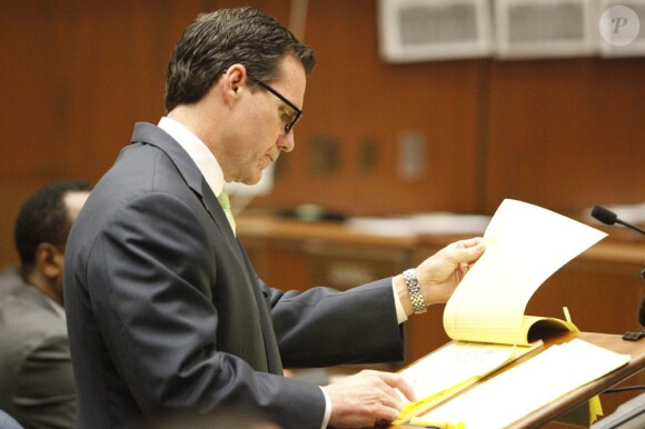Procès du docteur Conrad Murray à Los Angeles le 28 septembre 2011 - ici l'avocat de la défense Ed Chernoff
