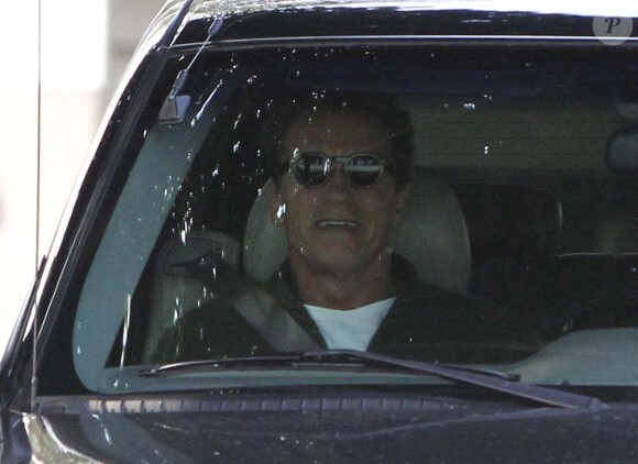 Maria Shriver et son fils Patrick ont passé près d'une heure à l'hôtel avec Arnold Schwarzenegger, à Santa Monica, le 25 septembre 2011.
