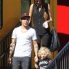 Pete Wentz, son fils Bronx et sa pnouvelle petite amie, à Los Angeles le 2 octobre 2011