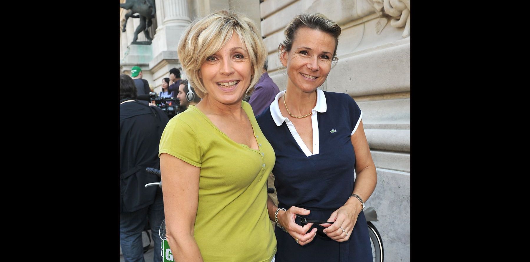 Animatrice Les Rois De La Pédale 2022 Evelyne Dhéliat et Alex Goude, rois de la pédale verte et du rire
