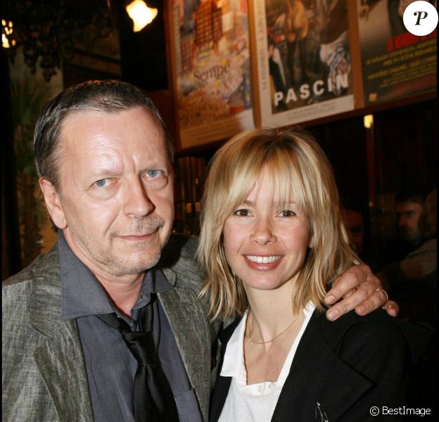 Romane Serda Les Raisons De Son Divorce Avec Renaud Purepeople