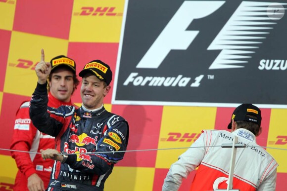 Sebastian Vettel, extrêmement ému malgré la facilité avec laquelle il domine la saison en cours, est devenu champion du monde pour la deuxième fois le 9 octobre 2011 grâce à sa 3e place lors du Grand Prix du Japon de Suzuka.
A 24 ans, 3 mois et 6 jours, Sebastian Vettel est devenu le plus jeune pilote de l'histoire de la F1 à remporter le titre de champion du monde deux saisons consécutives.