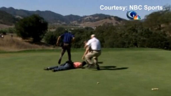 Tiger Woods, de retour sur les greens, victime d'une attaque... au hot dog !