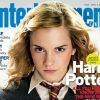 Avril 2007 : le mois de ses 17 ans, Emma Watson réalise la couverture d'Entertainment Weekly, dans son rôle d'étudiante de Poudlard. 
