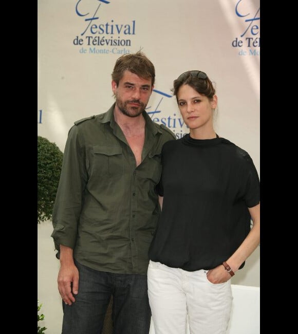 Thierry Neuvic et Hélène Fillières lors du photocall Mafiosa à Monte Carlo en juin 2009
