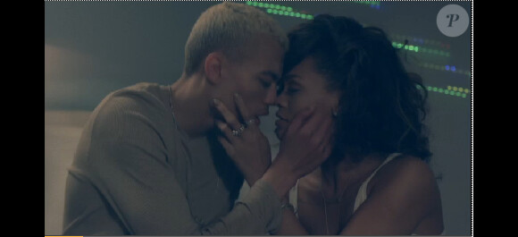 Rihanna et son boyfriend dans son dernier clip We Found love !