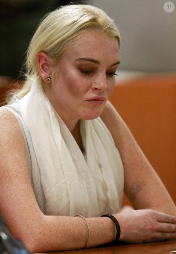 Lindsay Lohan devant le juge, à Los Angeles, le 19 octobre 2011.
