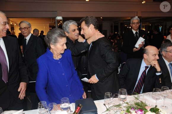 Simone Veil, Enrico Macias, Nicolas Sarkozy et Alain Juppé à Paris, le 9 février 2011.