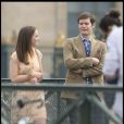 Blair et son fiancé le prince Louis forment un beau couple dans Gossip Girl