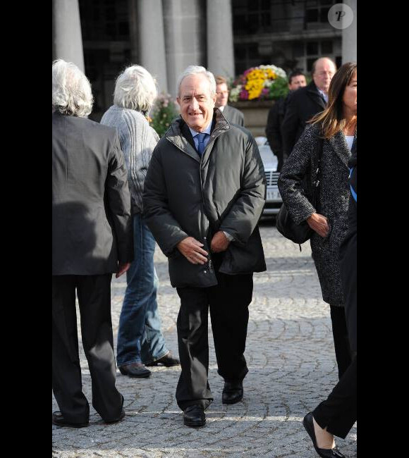 Jean Tiberi lors des obsèques de Jean Amadou au Pere Lachaise, le 27 octobre 2011