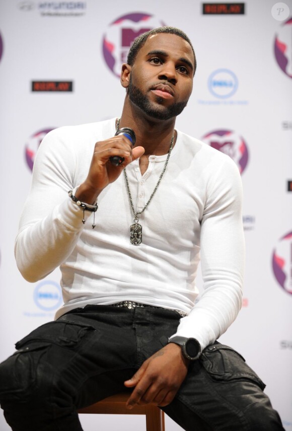 Jason Derulo participe à  la conférence de presse des MTV Europe Music Awards, le samedi 5 novembre à Belfast.
