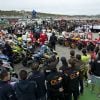 Les pilotes de toutes les catégoris moto ont tenu à rendre hommage à Marco Simoncelli lors du grand prix de Valence le 6 novembre 2011