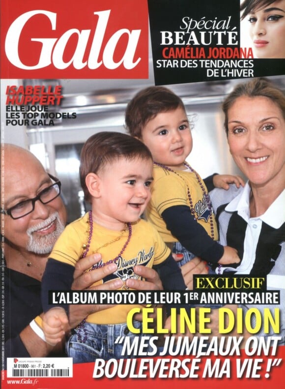 Céline Dion en couverture de GALA du 9 novembre, en compagnie de son mari René Angélil et de leurs jumeaux Nelson et Eddy