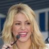 À la tribune, Shakira reçoit son étoile sur le Walk of Fame de Los Angeles, le 8 novembre 2011.