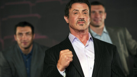 Sylvester Stallone : Presque 30 ans après, il revient chanter Rocky