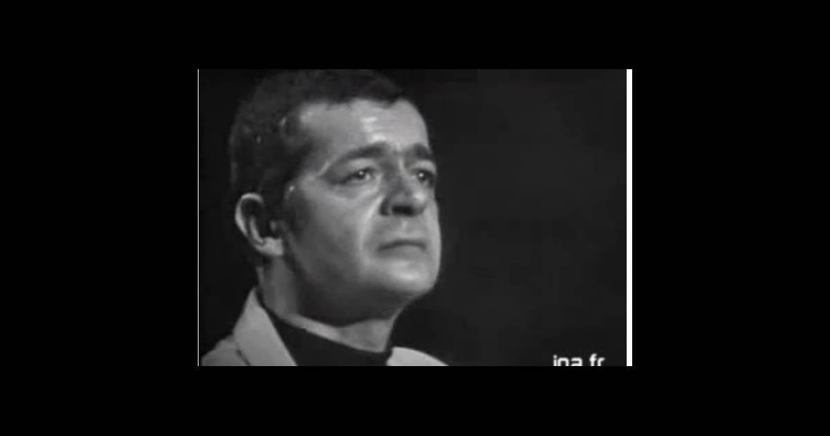 Paroles De Serge Reggiani Les Loups Sont Entrés Dans Paris