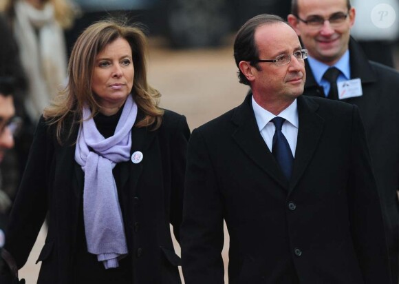 François Hollande et Valérie Trierweiler à Cluny, le 26 novembre 2011.