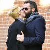 Tilda Swinton et Sandro Kopp dans les rues de New York, le 30 novembre 2011.