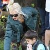Gwen Stefani et son mari Gavin Rossdale emmènent leurs enfants Kingston et Zuma au parc à Los Angeles le 4 décembre 2011