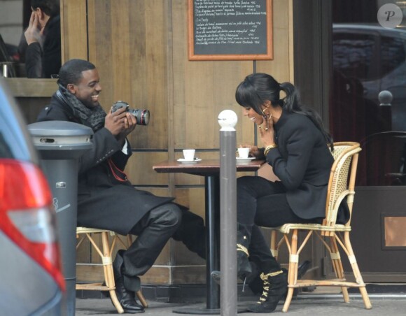 Kelly Rowland et Lance Gross tournent le clip de Keep It Between Us dans les rues de Paris le 23 novembre 2011