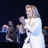 Sylvie Vartan en concert pour ses 50 ans de carrière, à la salle Pleyel, à Paris, le 23 novembre 2011.