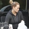 Hilary Duff, enceinte, fait ses courses toute seule à Beverly Hills le 11 décembre 2011