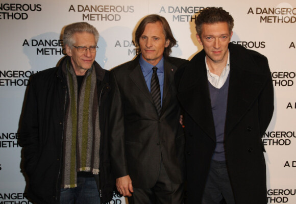 David Cronenberg, Viggo Mortensen et Vincent Cassel lors de l'avant-première à Paris du film A Dangerous Method le 12 décembre 2011