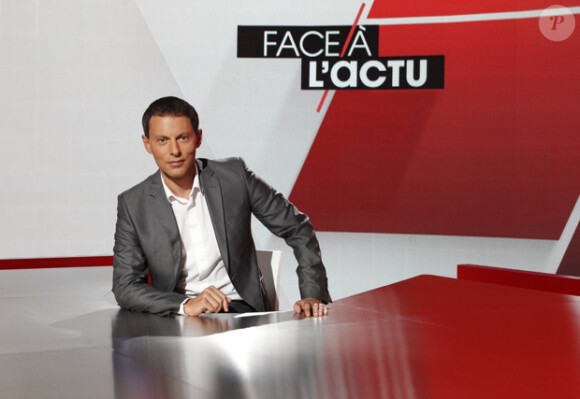 Marc-Olivier Fogiel présente Face à l'actu sur M6.
